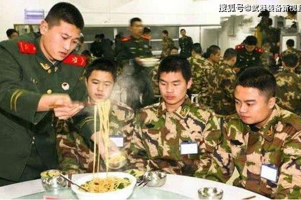 新兵进部队的第一天,为何大多数吃面?