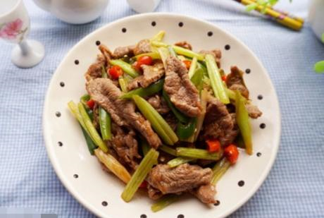 芹菜炒牛肉怎么炒最香 b8b7b3523ae243a790027c03675658d7.png