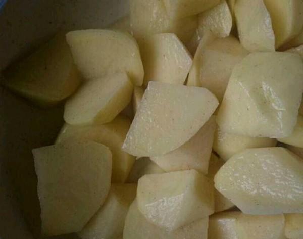 怎样才能做出好吃的土豆菜 66369ef925fe40aa9fde53be1656afae.jpeg