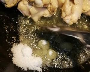 什么炖鸡腿好吃 6d7fbb40ac004299bdacd07fe03a1adf.jpeg