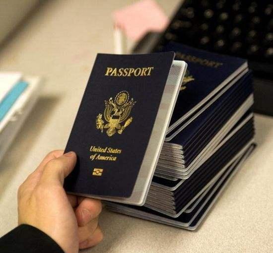 放弃国籍加入中国国籍的人 43b6c7a64f414ddd95d9199dcb7afcfb.jpeg