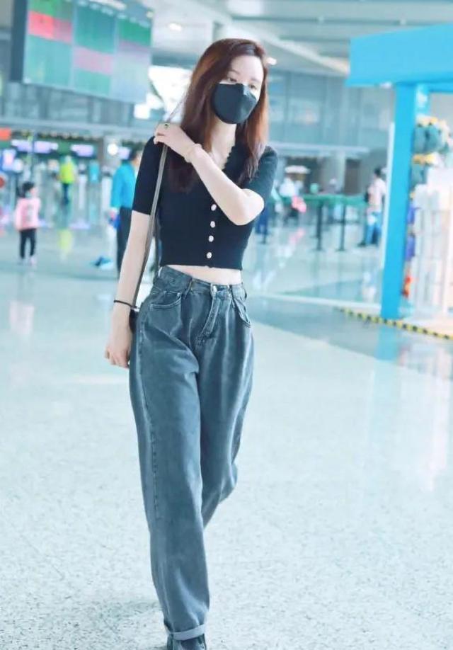 4b3fb209eeb54967ae445635ec05a7a6.jpeg