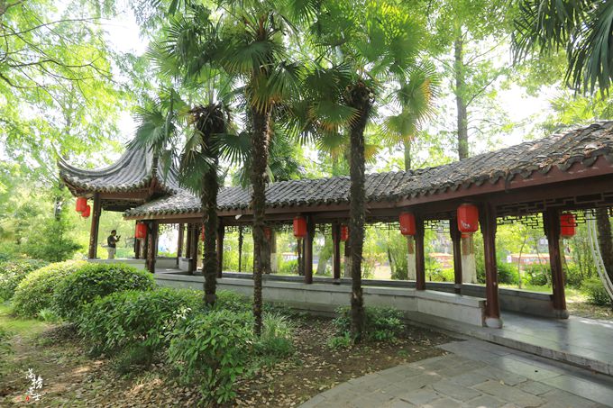 南京白鹭洲公园，秦淮灯会的主会场，这里曾是私家花园