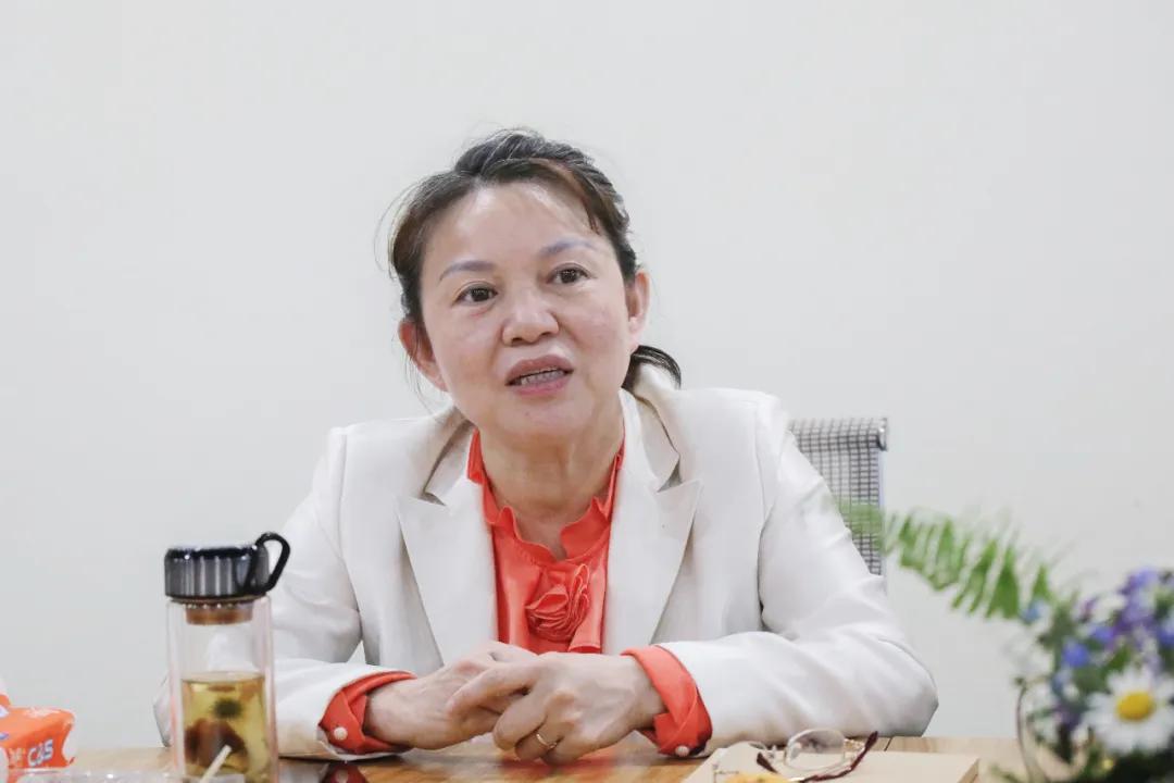 四川省林草局副局长包建华一行莅临野趣生境考察交流