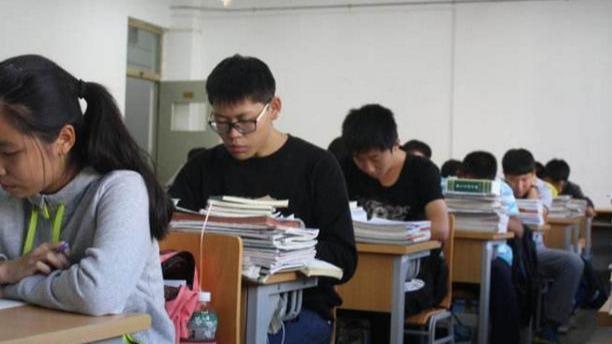 最不受待见的5类学生，毕业了在社会上一定可以混的很好！