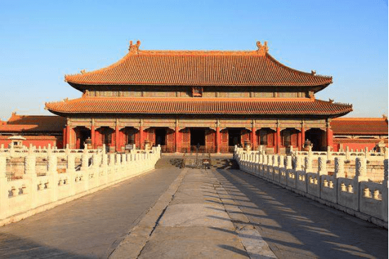 故宫是什么颜色 573a6f413d5f4c10814b96913d3c658c.png