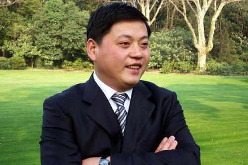 "浙商传奇"王均瑶:曾盘下烂尾楼净赚1亿,却在38岁英年早逝