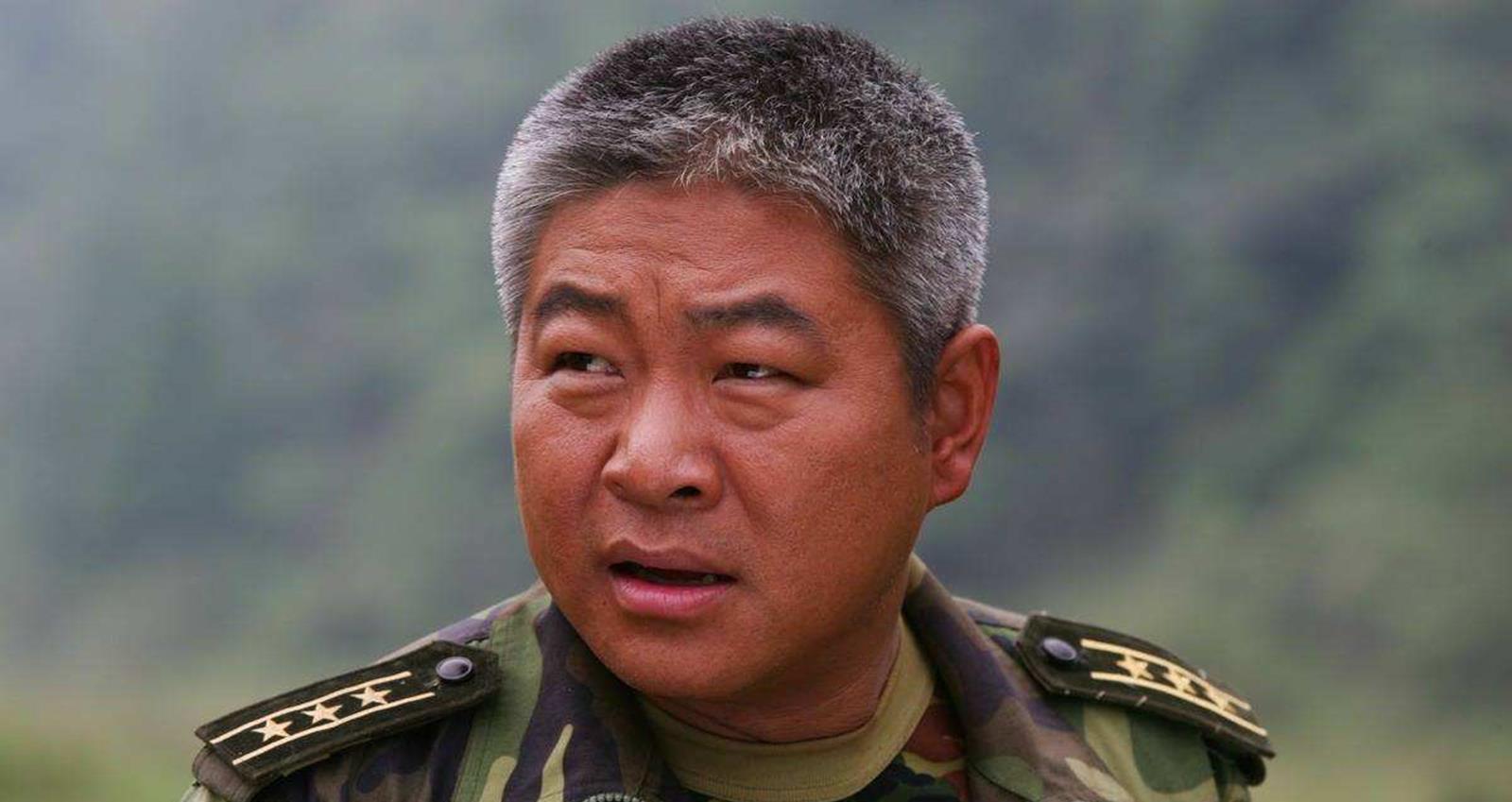 《士兵突击》团长为啥让许三多在七连待半年,这背后有
