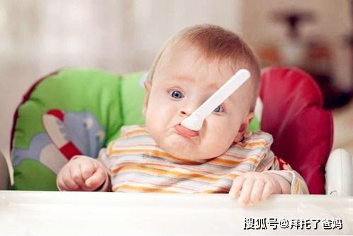 孩子■长不高易生病，还有各种隐患宝宝吃太饱容易出问题