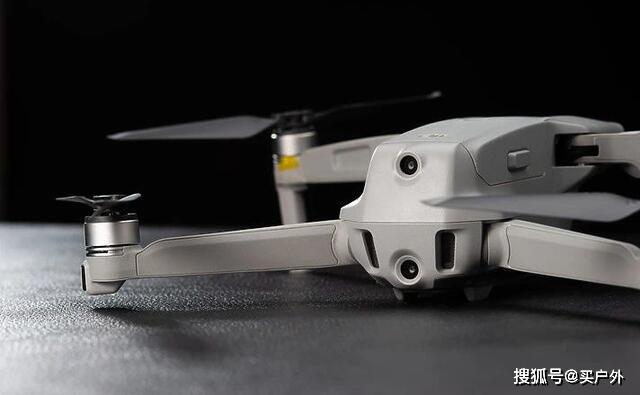 大疆djimavicair2无人机真机开箱航拍飞行入门之选