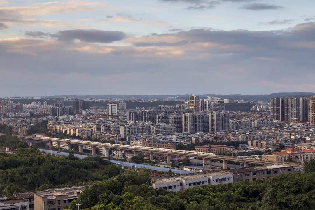 重庆都市圈经济总量_重庆主城都市圈规划图(2)