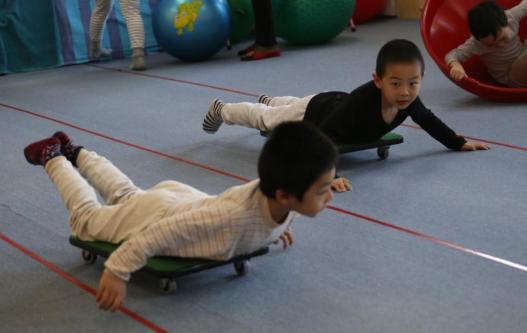「更不容易」长大后更不容易生病?答案出乎你的意料经常得病的宝宝