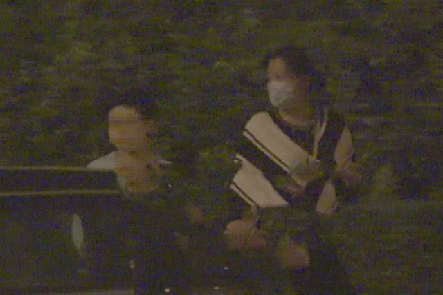 42岁郝蕾和绯闻男友参加家庭聚会，感情坎坷的她