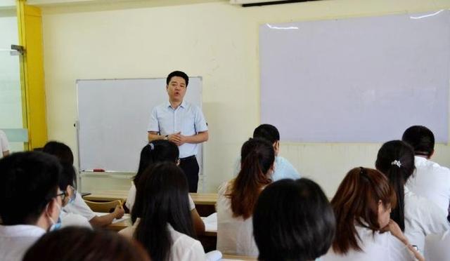 什么是定向委培专业 d387e77a614044a8adf70d122fd98f1c.jpeg