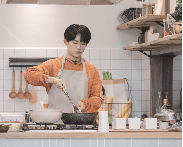 拍奶奶做饭的日常生活视频 21a5d91c45424709aedd5b92a86272c6.png