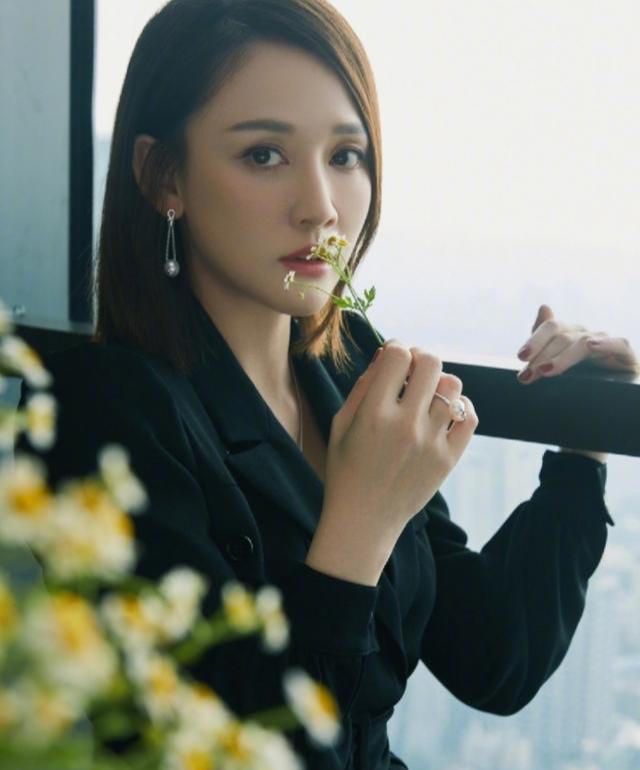 db75c8259f894f82a2e810de72a601ec.jpeg