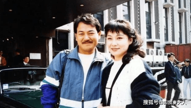 原创刘丹父子情史老爸出道50年独爱一人刘恺威离婚后却绯闻不断