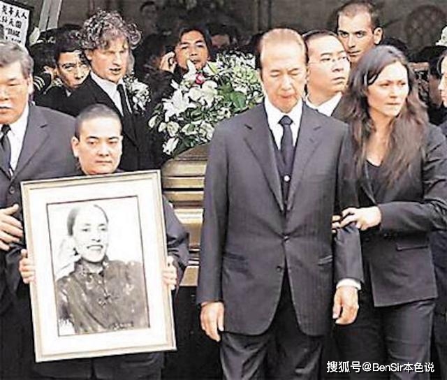 何鸿燊夫人葬礼