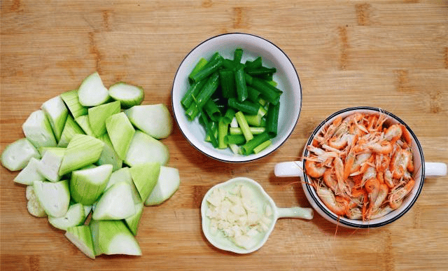 丝瓜配什么炒好吃儿童 d2f1b72f39c74a88a1be95bc30574ec1.png