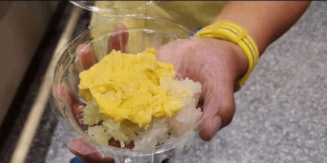 如何开椰子取汁 4c8da3d2b2854af5baf6c28c75f714f9.png