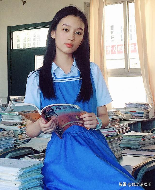 之前很火的女生 3101ea3d3a7b43dfb2c78d53bb4cc9da.jpeg