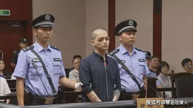 他们一直在等这一天,得知朱晓东被执行死刑,受害人杨俪萍的父亲杨敢连