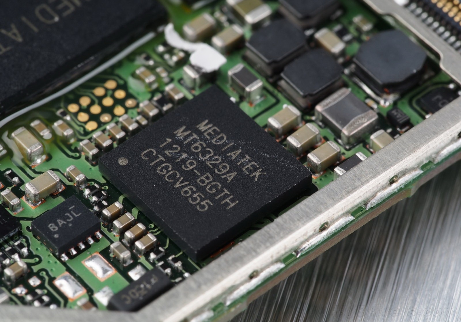 联发科一纸声明，华为特制芯片之路再被堵死