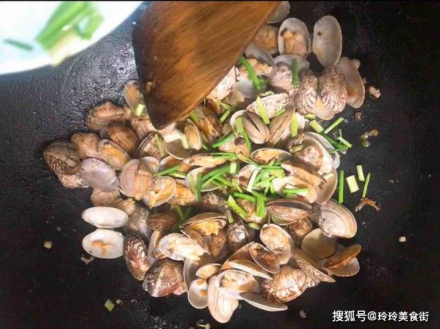 如何正确的洗花甲 03e7c7a53f7b439197a4e5680e3a3206.jpeg