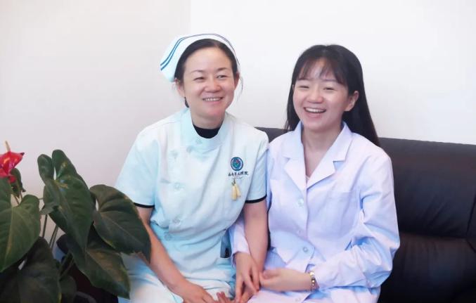 原创令人羡慕！妈妈陪女儿考研双双被录取，网友：对比下自己真是惭愧