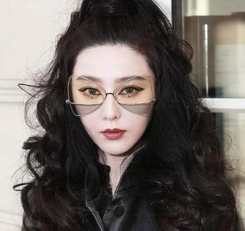 范冰冰复出举步维艰，靠美翻盘已无望，网友：