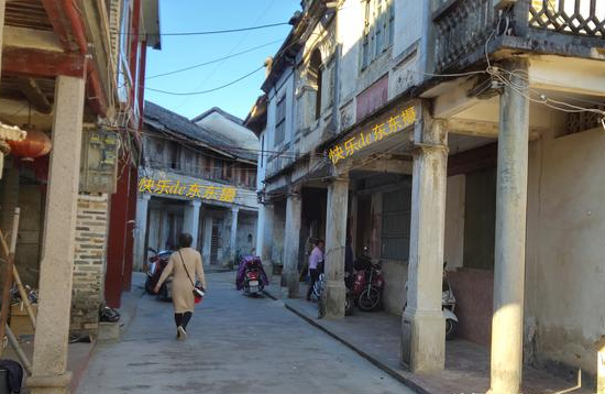 广东省梅州市大埔县湖寮镇莒村,一个很怀旧的村庄,百年老屋多得让人