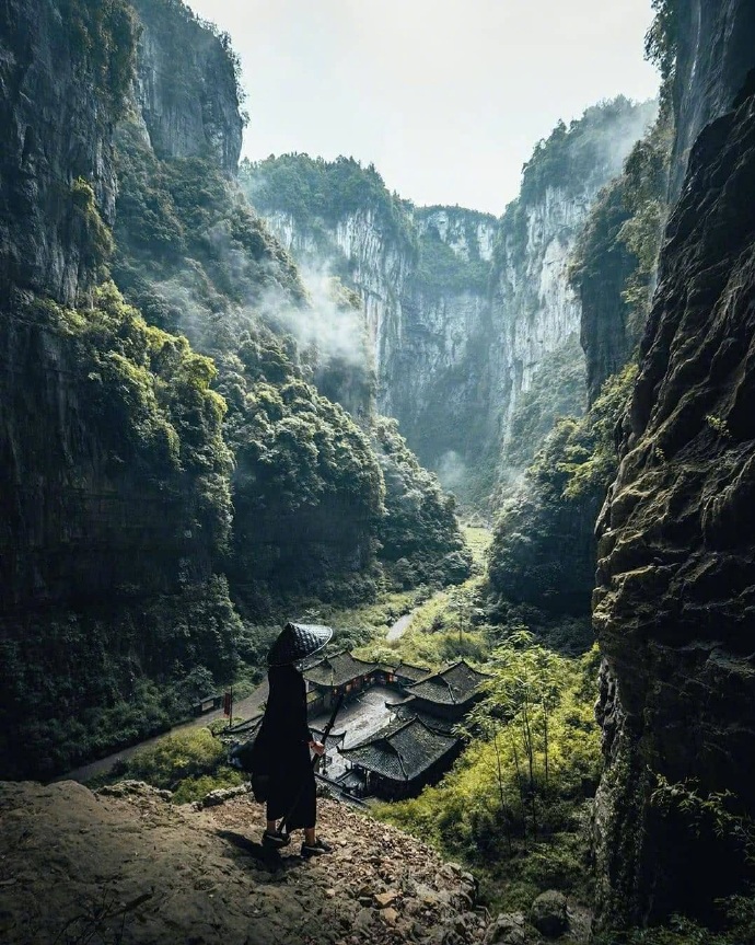 武隆旅游走进武隆天坑来一场侠客行