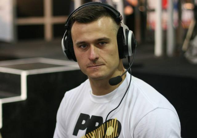 原创 pasha虎牙首播,qu总和茄子各教了1句中文,csgo水友笑炸了
