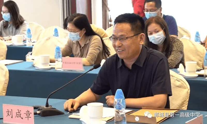 郸城|“最牛县高”考前校园照让人泪奔!考上一个大学生,挖掉一个穷根子