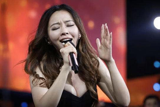 张靓颖歌曲大全在线听 f9b347fd4bc94d8dbda7661e44fea9bf.png