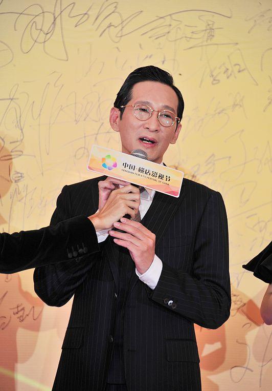 王劲松年轻时候照片 5bc198a3568247a293cf5c47b51f27e5.jpeg