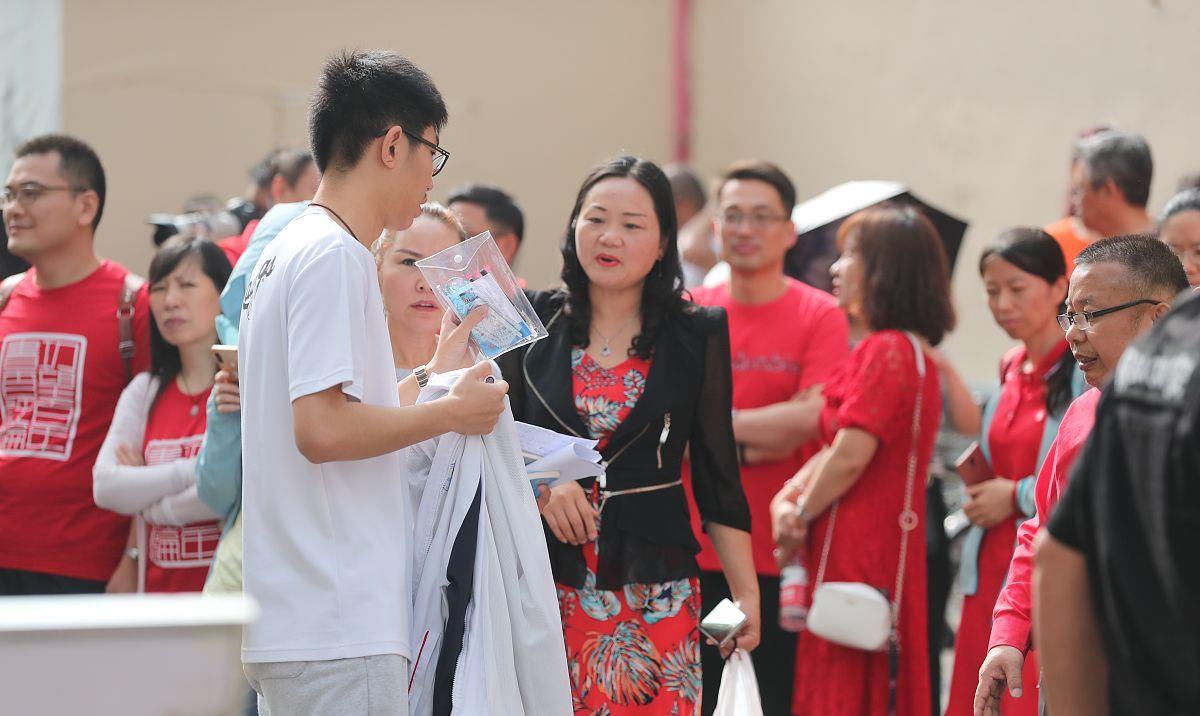 2020年高考，你准备好了吗？你害怕？看看她的高考经历