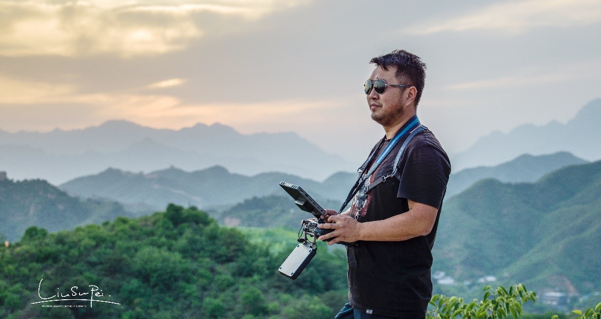 无人机飞手刘夙培：捕捉光影的人