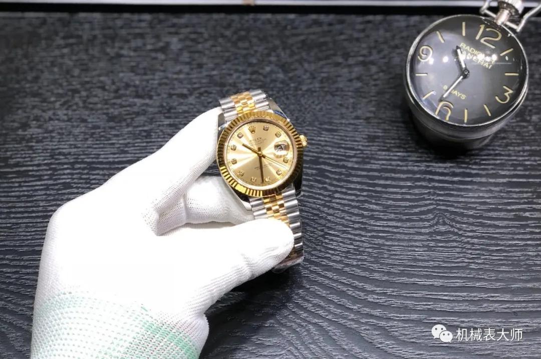 为什么手表越来越贵，戴的人却越来越多？