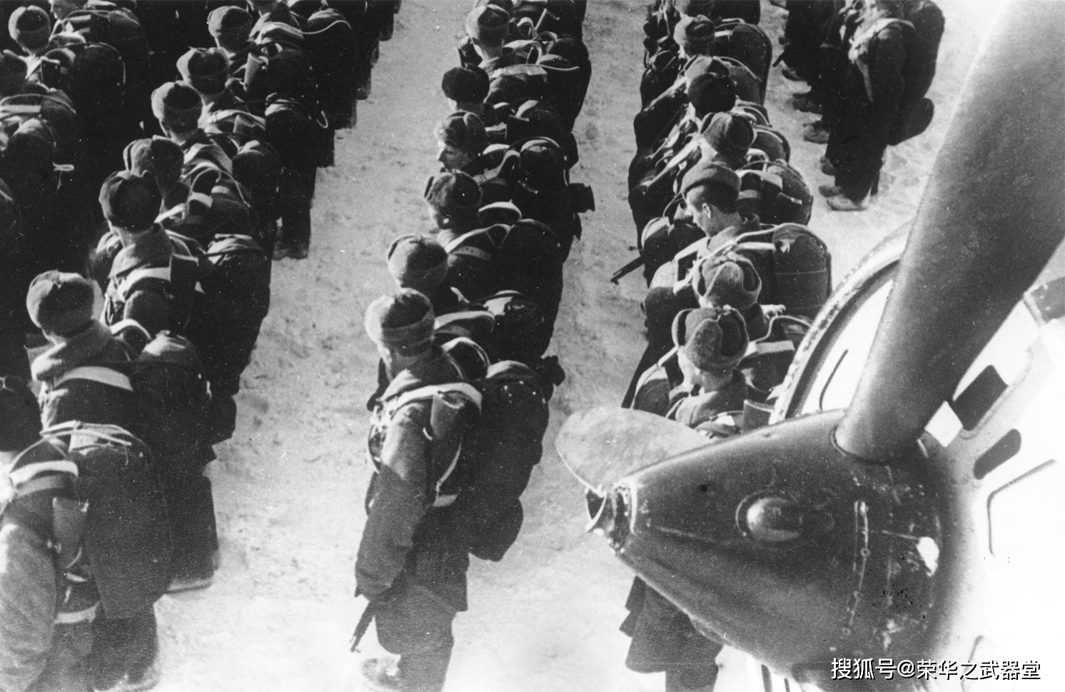 1942年初苏军进行编制装备调整，为未来作战做准备_手机搜狐网