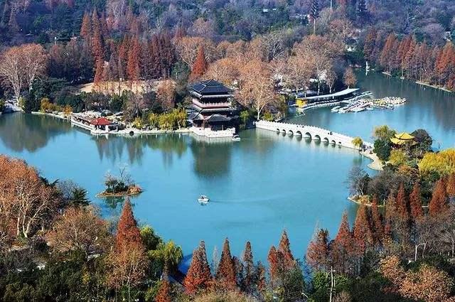 2020年全国gdp10000亿的城市_全国城市gdp排名2020(3)