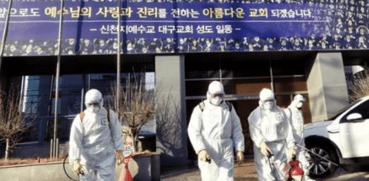 国外疫情愈发严重,去日本避难明星纷纷回国,网友:李兰娟院士所说成真