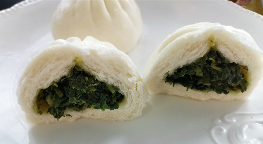 善粮状元品牌特色速冻包子之清香鲜美的荠菜肉包