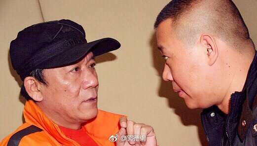 郭德纲发文缅怀恩师侯耀文，感慨人情冷暖世态