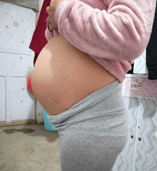 “孕晚期的肚子，却不如孕中期的大”孕期肚子足以说明什么？