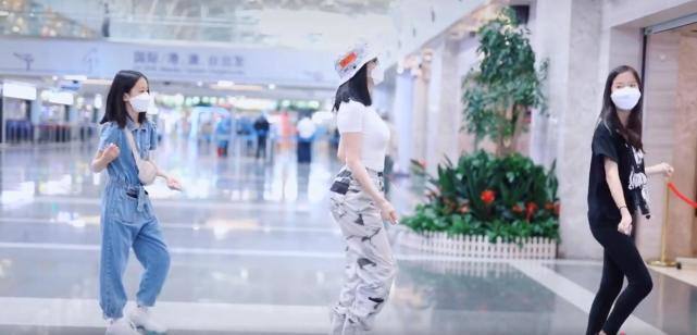 bfe20dd8e3e346b9ba800892a29d6937.jpeg