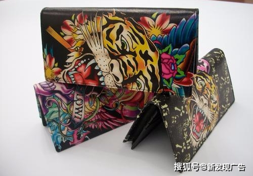 随着社会的发展，人们时尚潮流、个性化的观念一定会不断发生改变，对服装皮革个性彩印制品的需求与喜爱也会不断的发生变化，唯有操作简单，可控性强的打印设备才能满足市场，适应市场不断的发展与变化。 