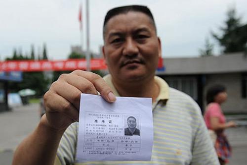 钉子户|参加高考23次，堪称高考最牛钉子户，这真值得吗？他为考上985