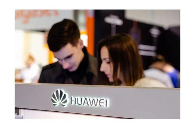 华为投资10亿英镑在国外建厂，我们输了？