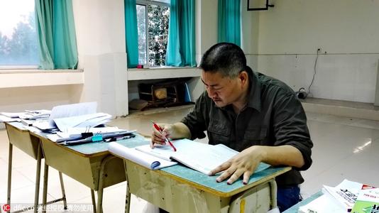 钉子户|参加高考23次，堪称高考最牛钉子户，这真值得吗？他为考上985